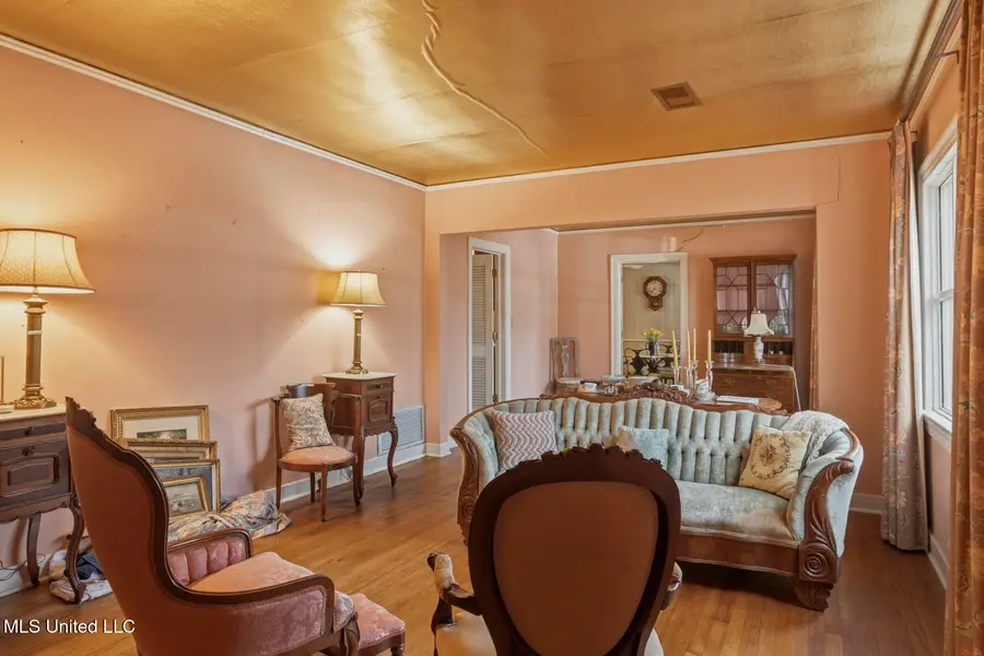 4325 Robin Drive, Jackson, MS 39206 - #2