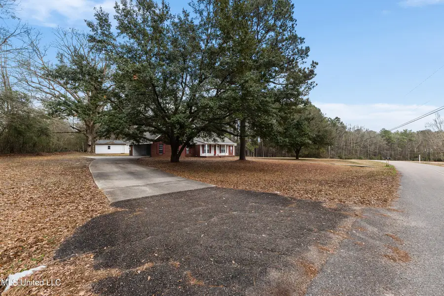 42 Asa Miley Road, Hattiesburg, MS 39401 - #2