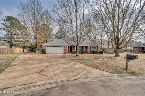 404 White Oak Cove, Florence, MS 39073