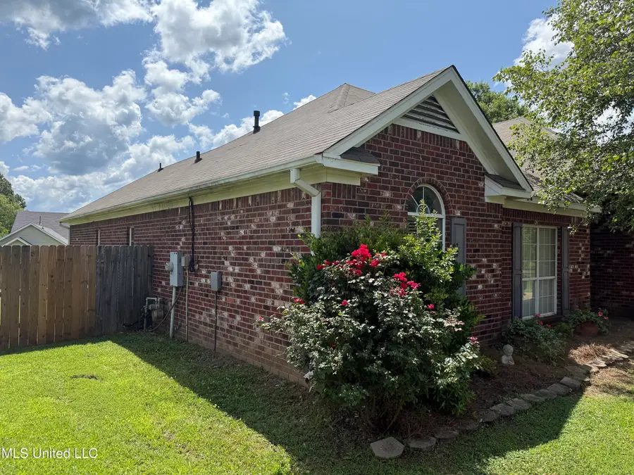 302 Chatfield Cove, Madison, MS 39110 - #2
