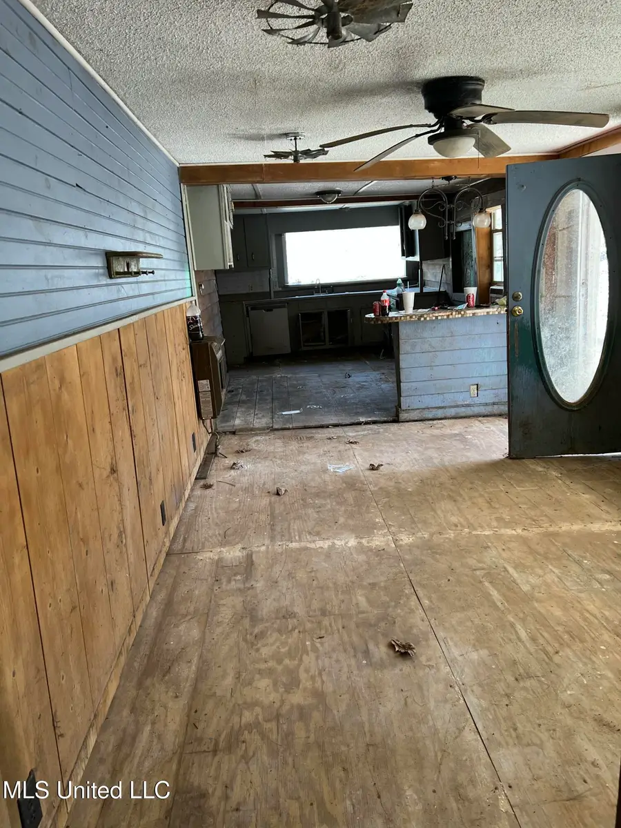 1025 Lake Arrowhead Drive, Hickory Flat, MS 38633 - #3