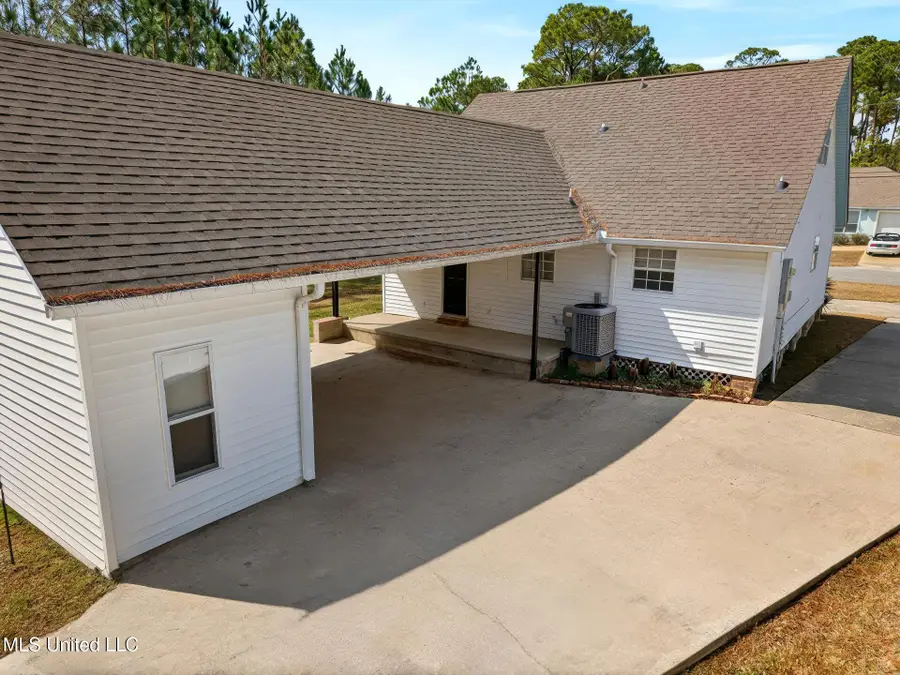 496 Royal Oak Boulevard, Pass Christian, MS 39571 - #3