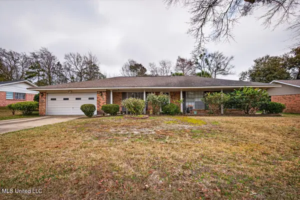 734 Canterbury Drive, Biloxi, MS 39532