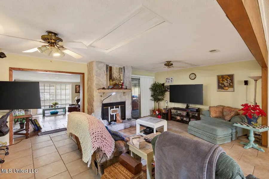 734 Canterbury Drive, Biloxi, MS 39532 - #2