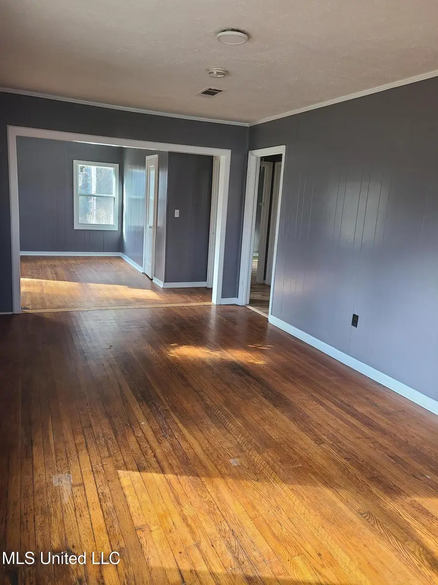 333 Bon Air Street, Jackson, MS 39209 - #3