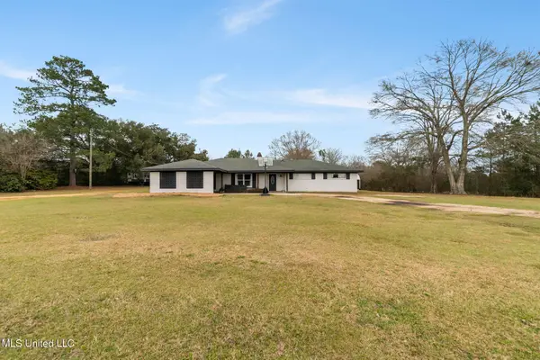 119 Hillsdale Gumpond Road, Lumberton, MS 39455