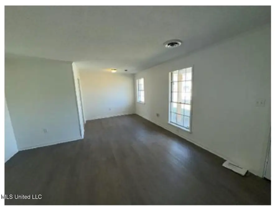 325 Valley Vista Drive, Jackson, MS 39211 - #3