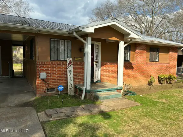 2858 Newport Street, Jackson, MS 39213