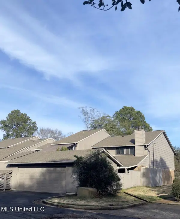 5125 Old Canton Road, Jackson, MS 39211