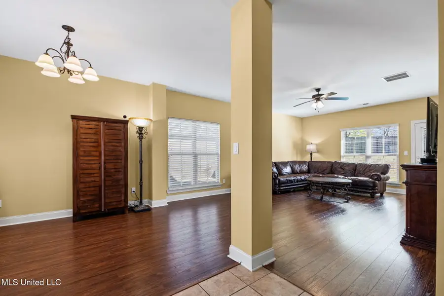 4552 Boxwood Lane, Horn Lake, MS 38637 - #3