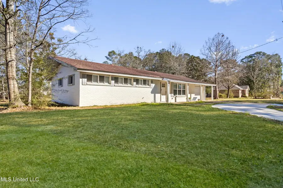 3504 Beachview Drive, Ocean Springs, MS 39564 - #2