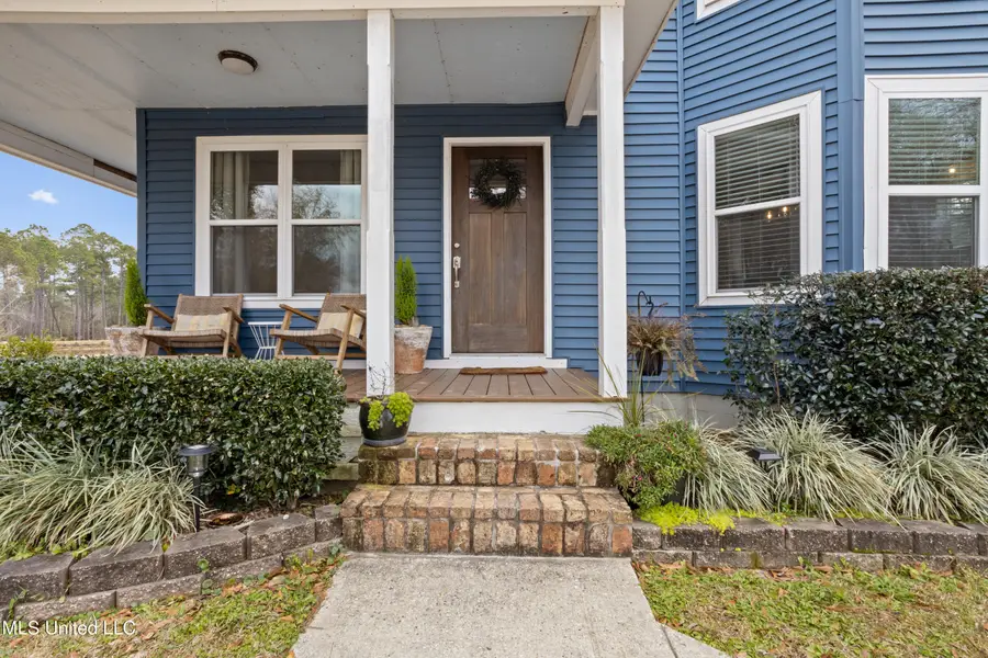 15392 Three Rivers Road, Biloxi, MS 39532 - #2