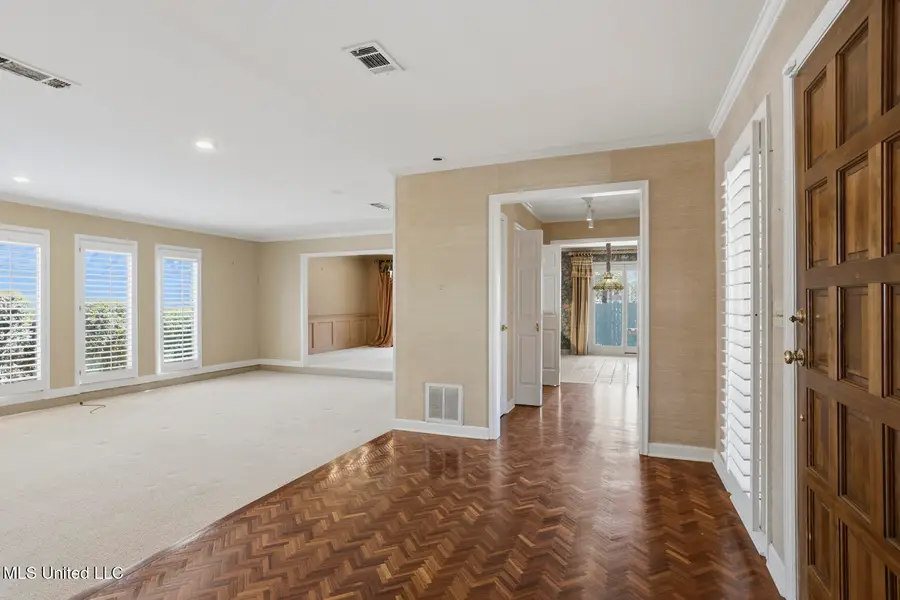 18 Moss Forest Circle, Jackson, MS 39211 - #3