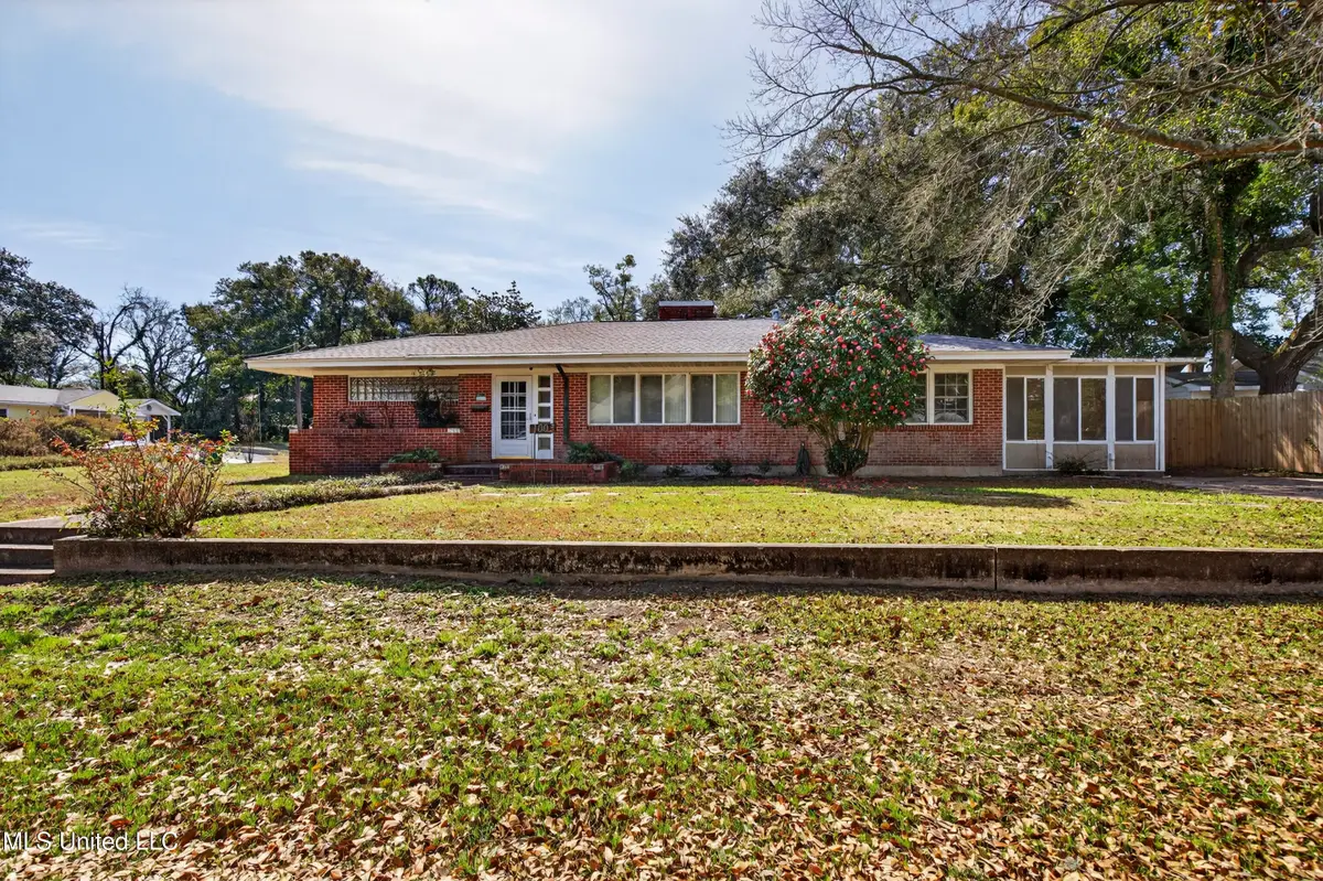 1003 Wanda Place, Gulfport, MS 39501 - #1