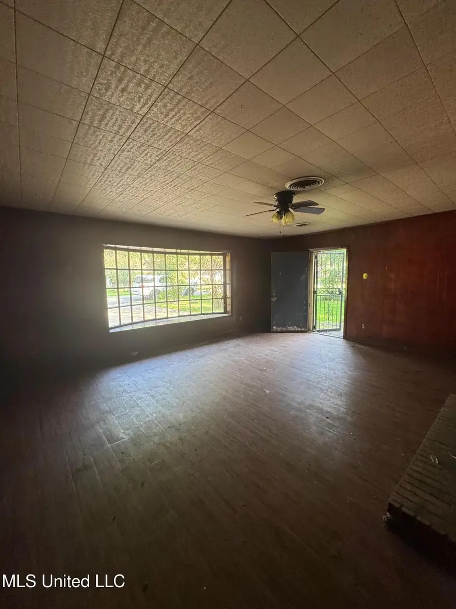 3218 Meadow Forest Drive, Jackson, MS 39212 - #3