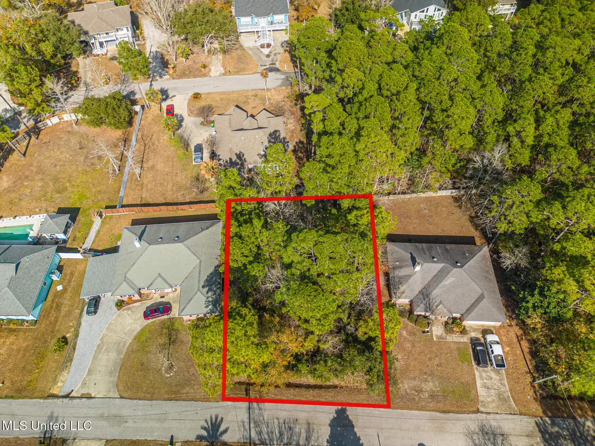 128 Country Club Drive, Pass Christian, MS 39571 - #1