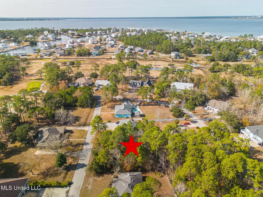 128 Country Club Drive, Pass Christian, MS 39571 - #3