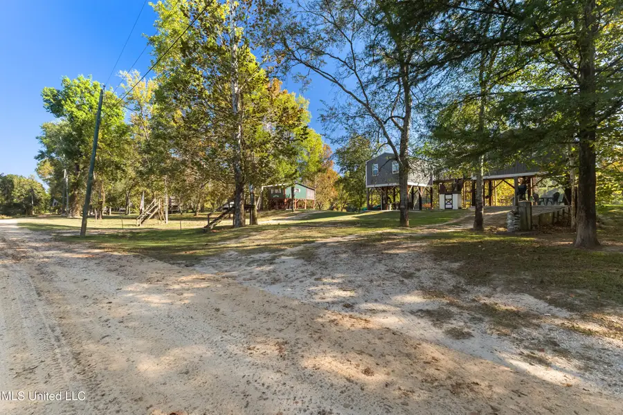 13 River Bottom Road, New Augusta, MS 39462 - #2