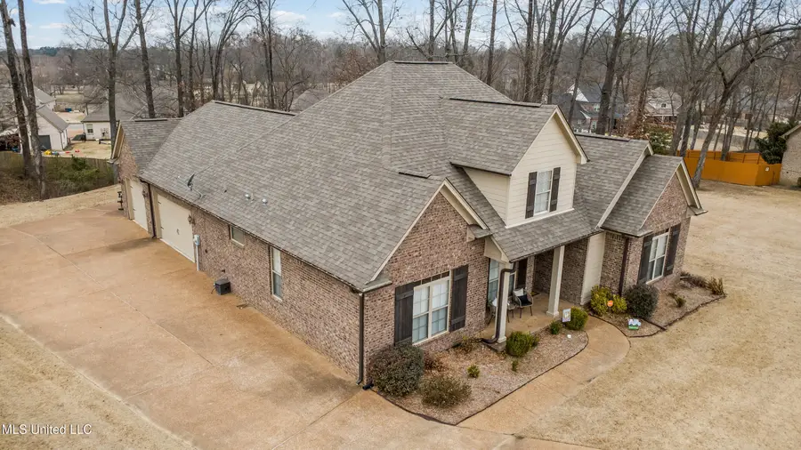 1547 N Breckenridge Drive, Nesbit, MS 38651 - #3