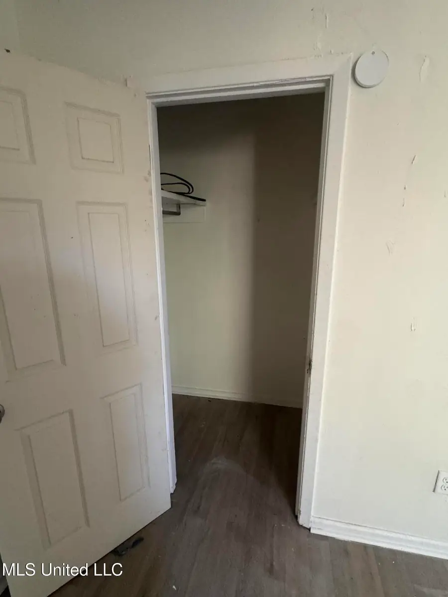 2806 Tara Road, Jackson, MS 39212 - #3