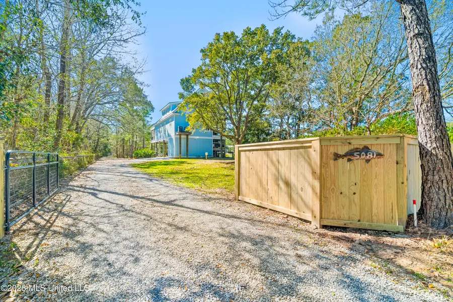 5081 Eastway Drive, Pass Christian, MS 39571 - #2