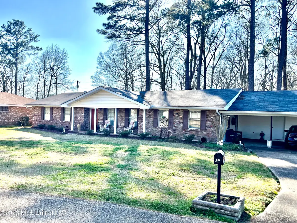 737 Brookwood Drive, Brookhaven, MS 39601 - #1