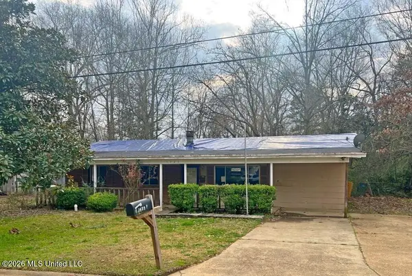 1423 Woody Drive, Jackson, MS 39212