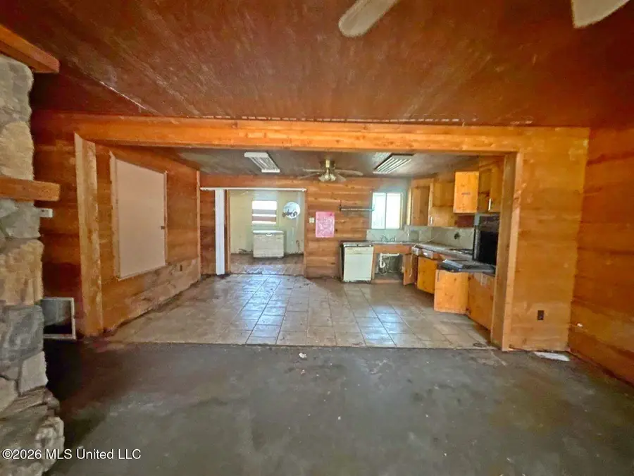 1423 Woody Drive, Jackson, MS 39212 - #3