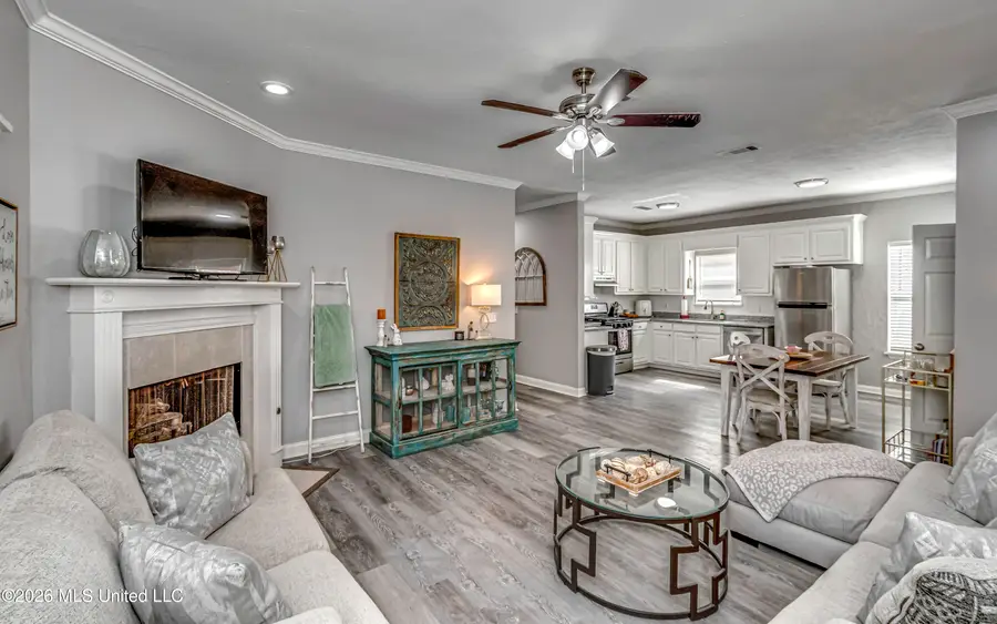 202 Commonwealth Avenue, Brandon, MS 39047 - #3