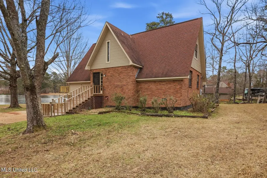 109 Springdale Drive, Terry, MS 39170 - #3