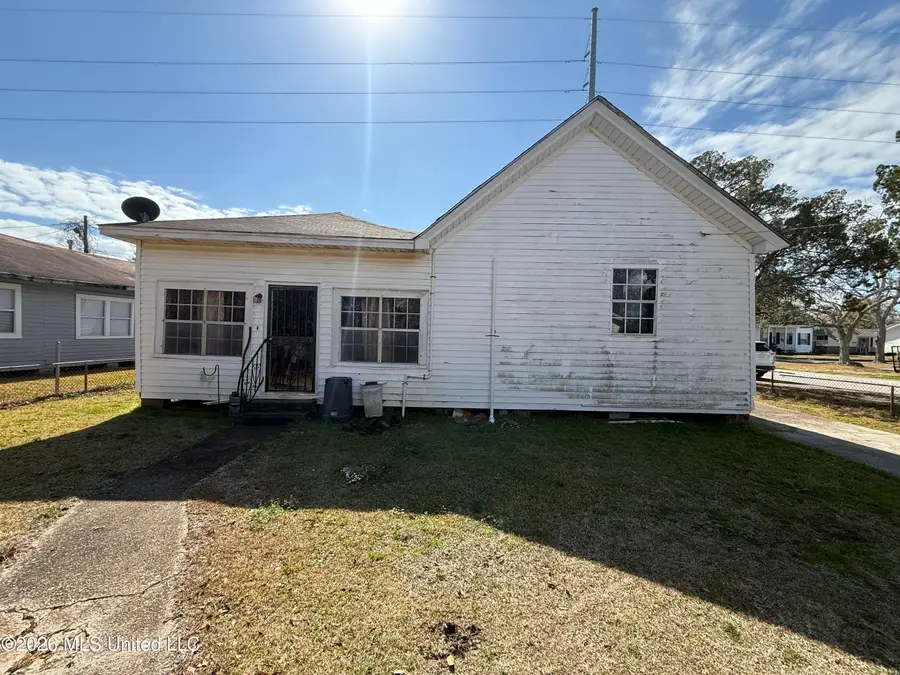 1107 Live Oak Avenue, Pascagoula, MS 39567 - #2