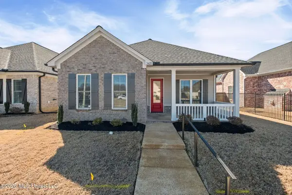 3425 Kreunen Street, Nesbit, MS 38651