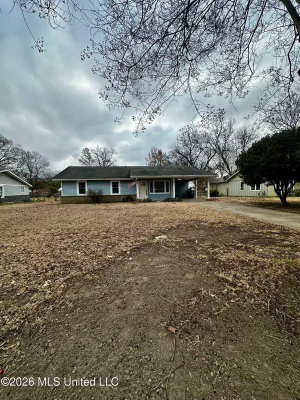 325 Sycamore Street, Leland, MS 38756