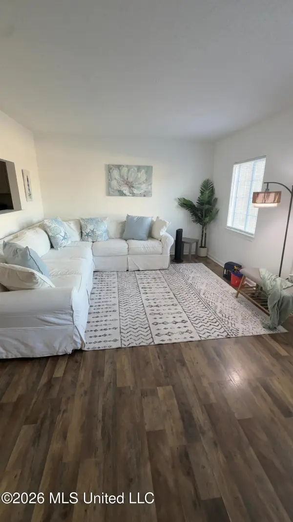 245 Mcdonnell Avenue, Biloxi, MS 39531