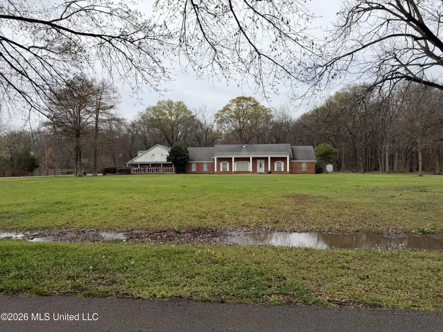 2110 Carol Street, Greenville, MS 38703 - #2