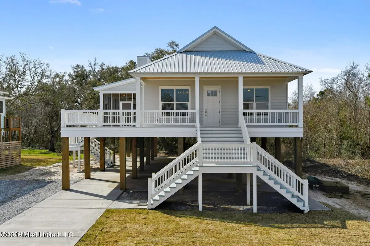 116 Bay Oaks Drive, Bay Saint Louis, MS 39520 - #1