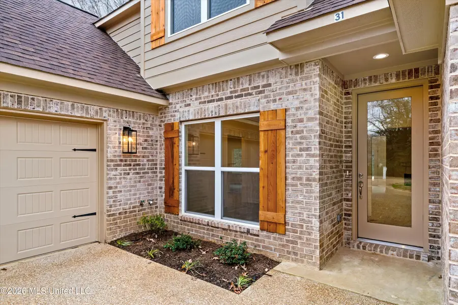 31 Scattered Oaks Dr Drive, Byhalia, MS 38611 - #2