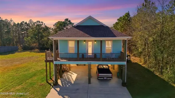 209 White Harbor Road, Long Beach, MS 39560