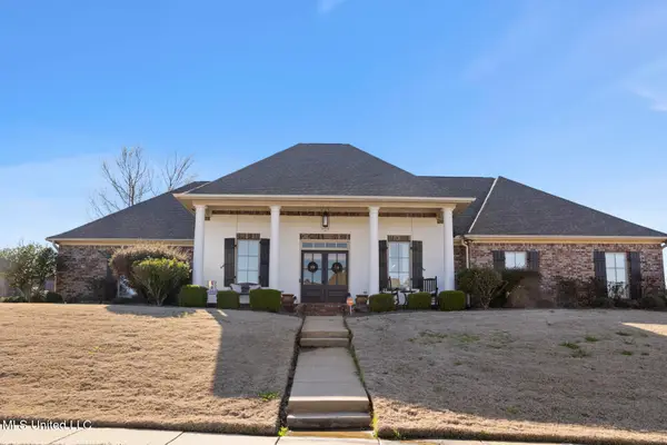 300 Deer Hollow, Brandon, MS 39047
