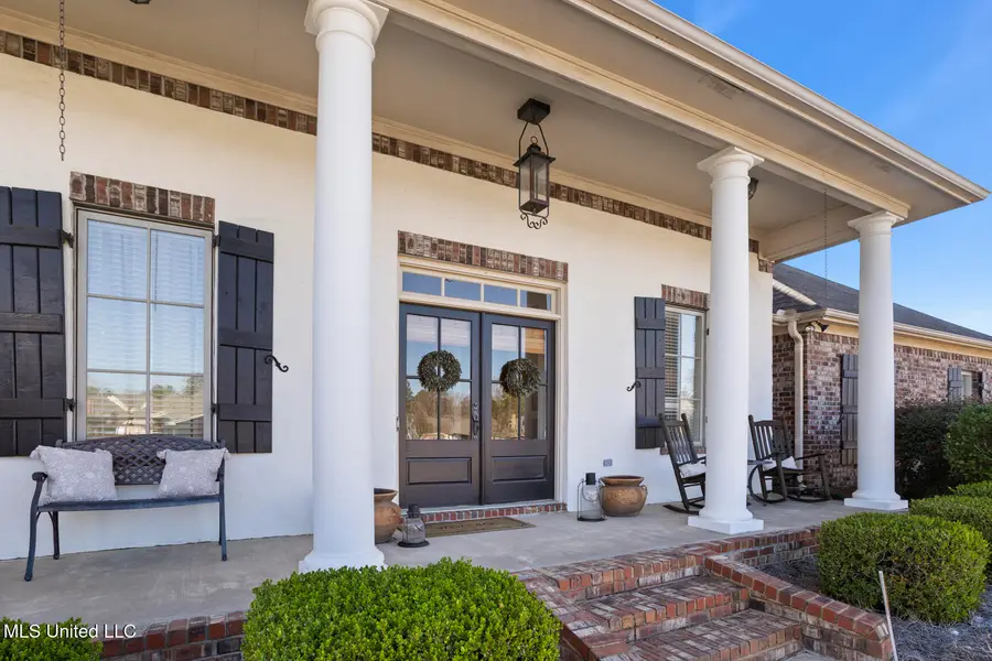 300 Deer Hollow, Brandon, MS 39047 - #2