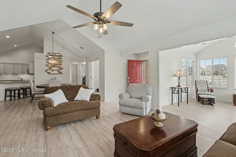 8812 Parkview Oaks Circle, Olive Branch, MS 38654 - #3