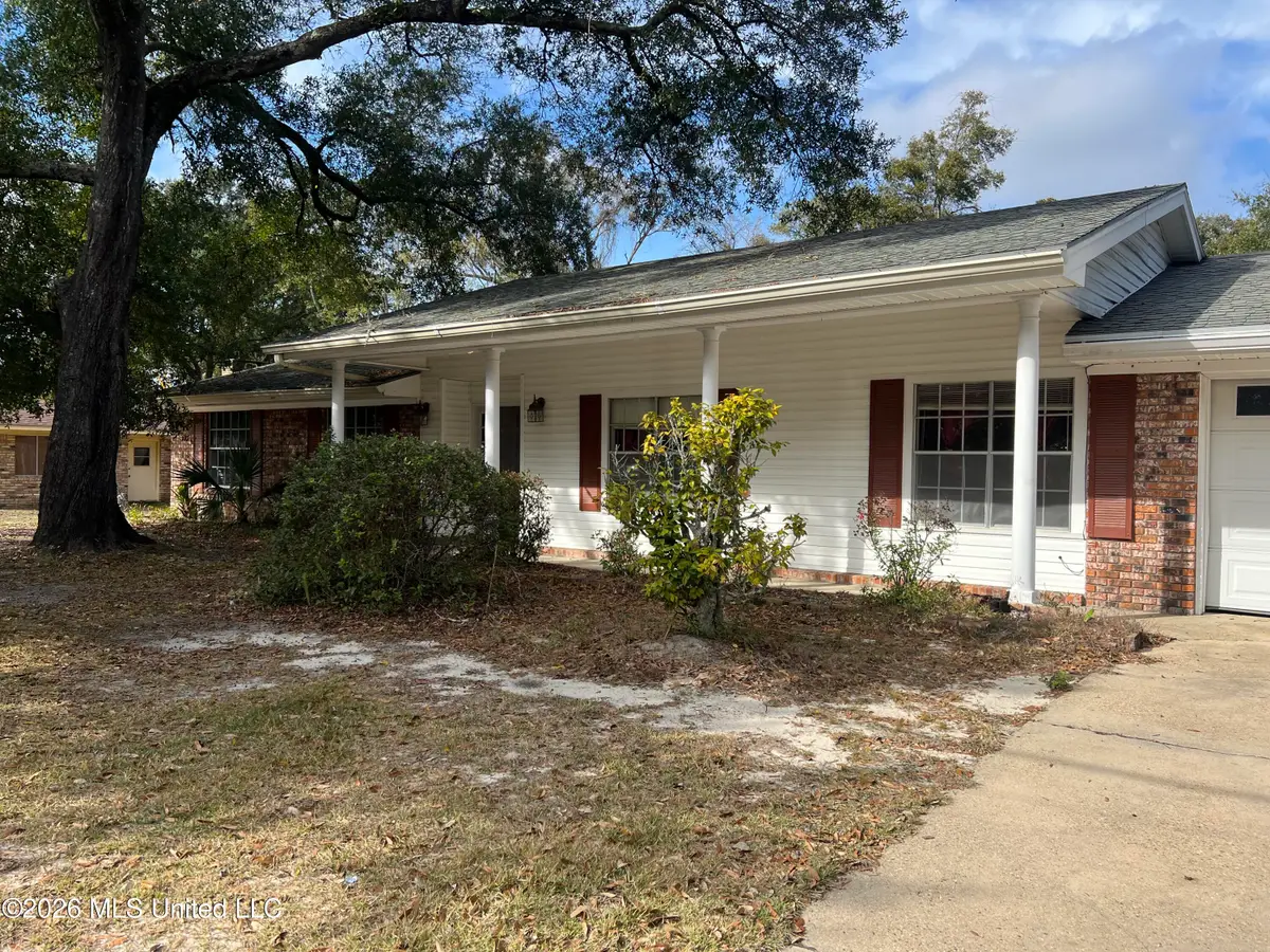 2530 Old Bay Road, Biloxi, MS 39531 - #1