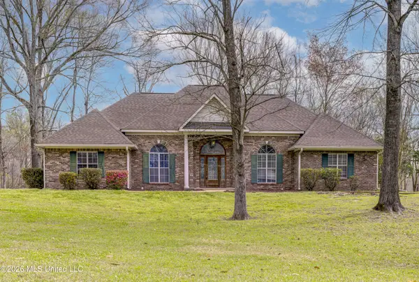 204 Pebble Beach Drive, Vicksburg, MS 39183