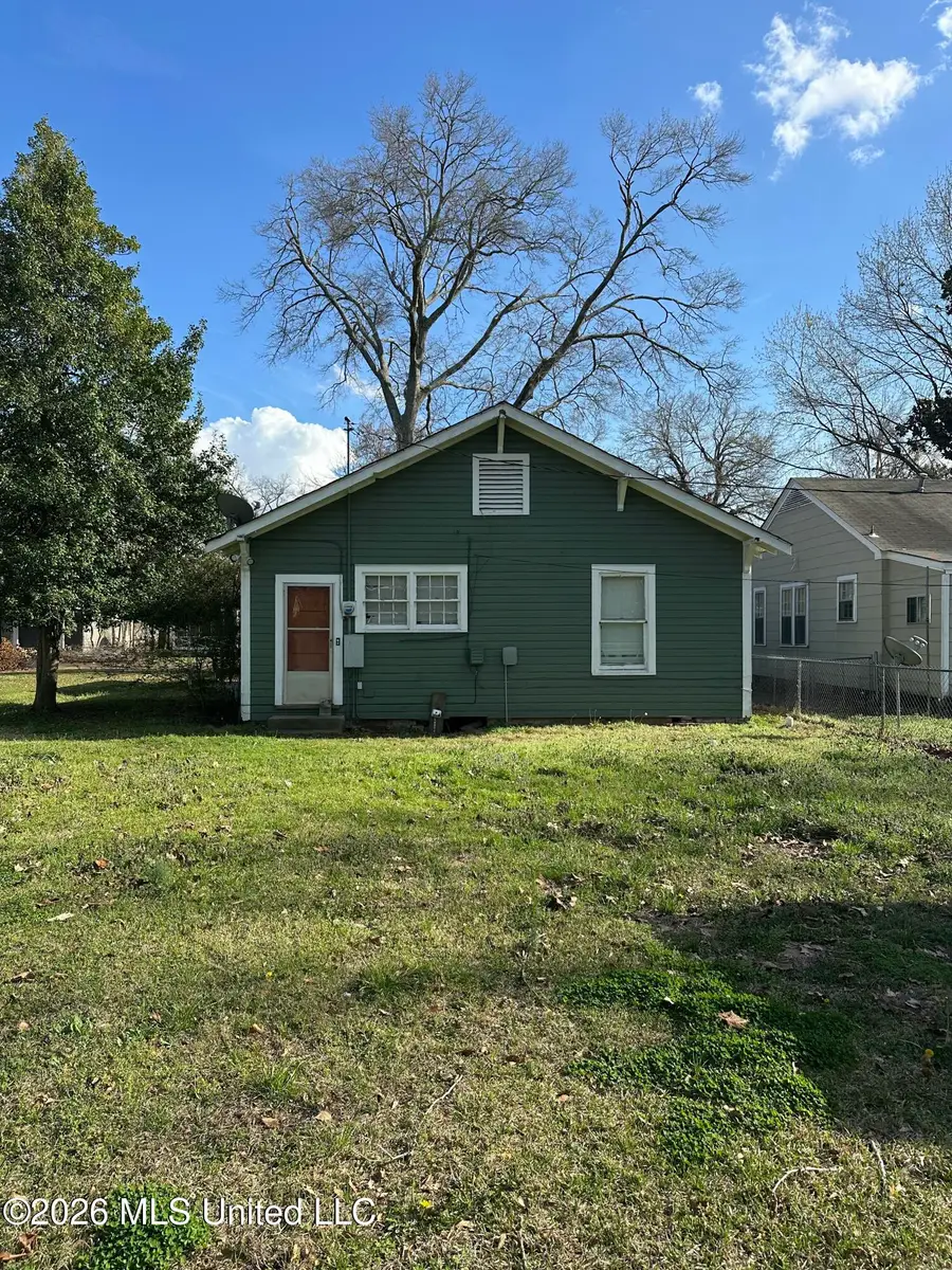 507 Bell Avenue, Greenwood, MS 38930 - #2