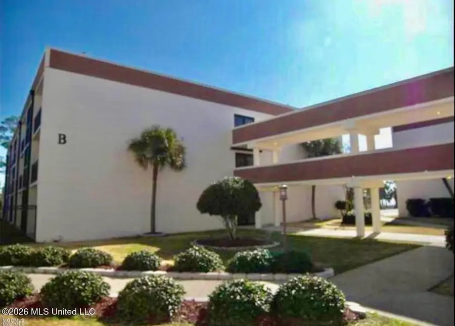 2046 Beach Boulevard, Biloxi, MS 39531 - #2