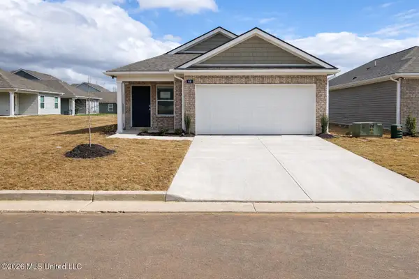 66 Sealy Drive, Byhalia, MS 38611