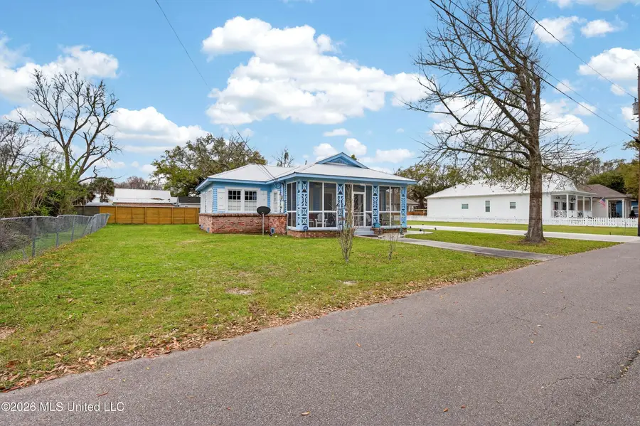 216 Sycamore Street, Bay Saint Louis, MS 39520 - #3