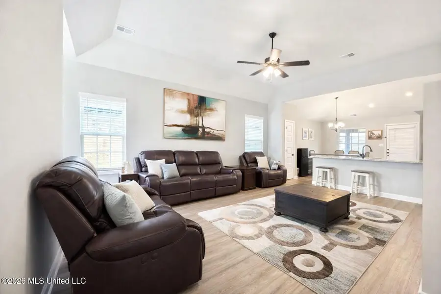 8642 Lois Lane, Southaven, MS 38672 - #2