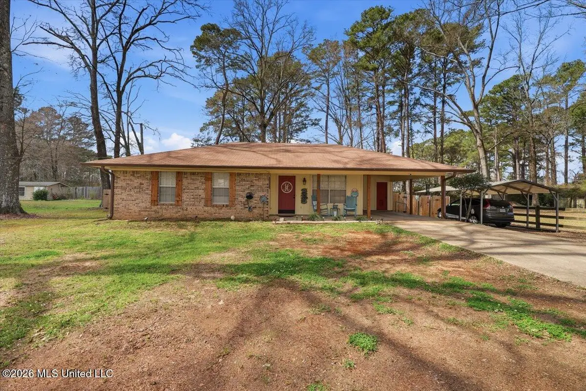 416 Donna Circle, Richland, MS 39218 - #1