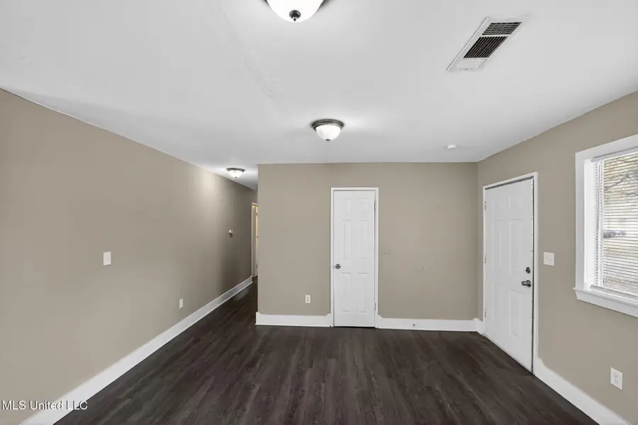 344 Queen Margaret Lane, Jackson, MS 39209 - #3